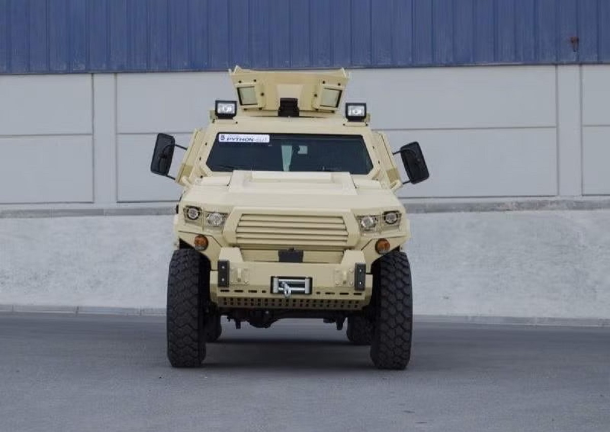 خودروی چندمنظوره پیتون