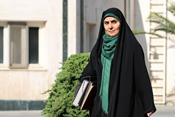 فیلم/ رفتار فرزانه صادق با شرکت‌کننده آزمون مهندسان خبرساز شد