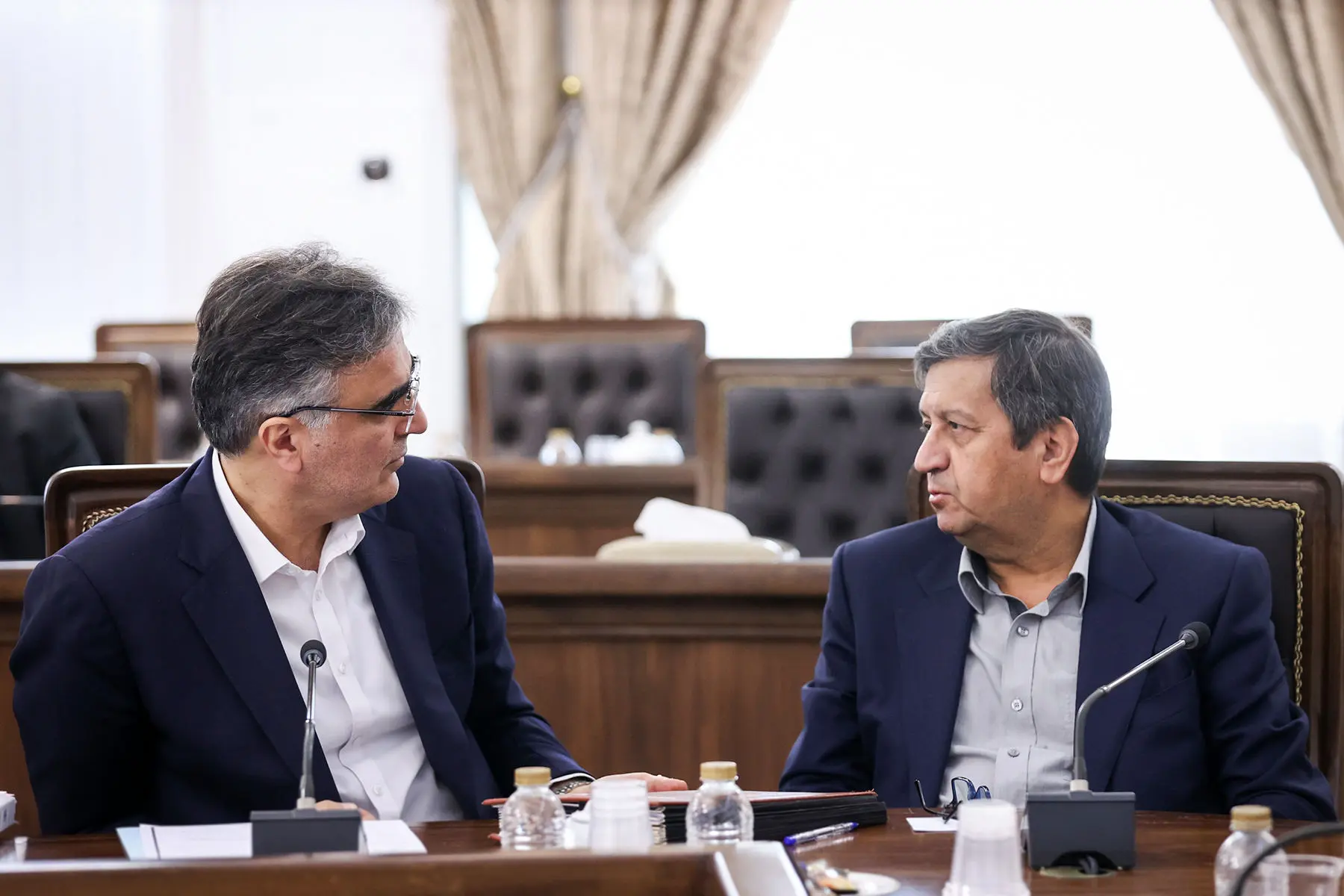 همتی و فرزین همتی و فرزین