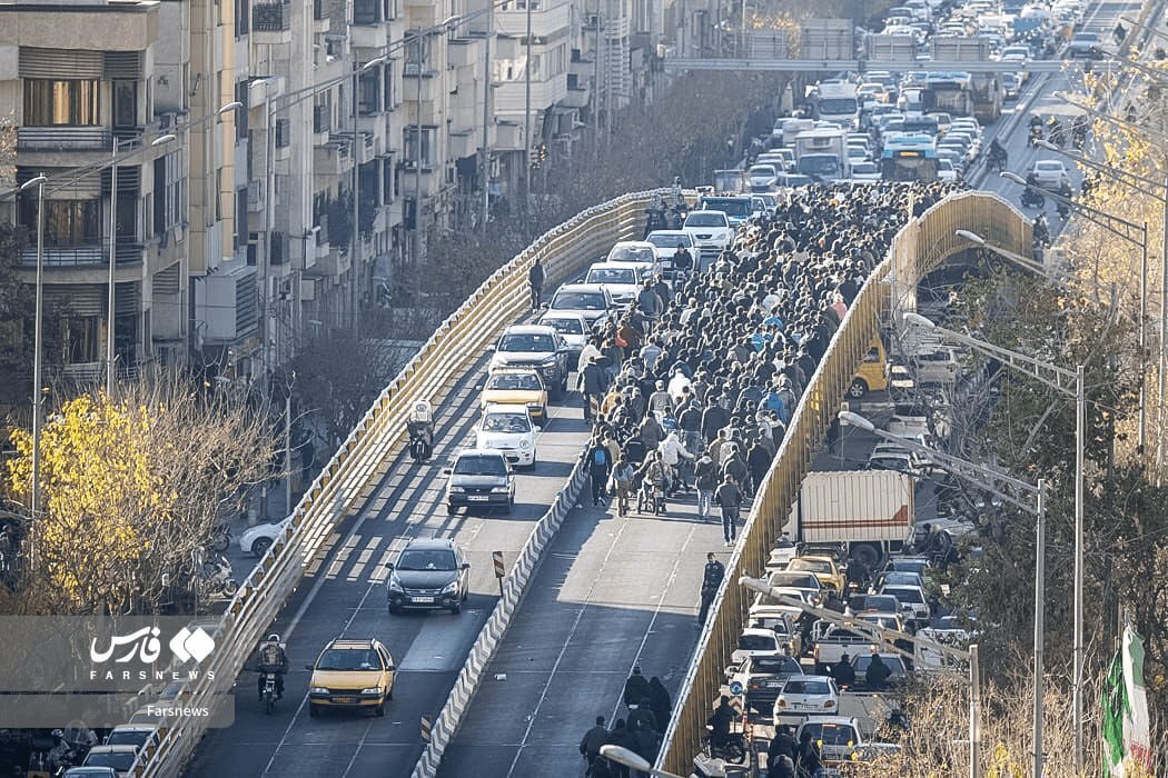 اعتراضات مردمی در لاله‌زار و مرکز پایتخت