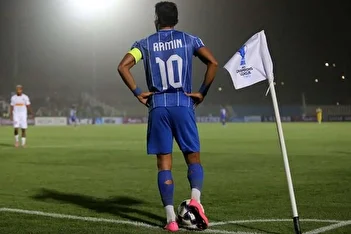 عکس/ استایل غیر منتظره رامین رضاییان در تمرین استقلال