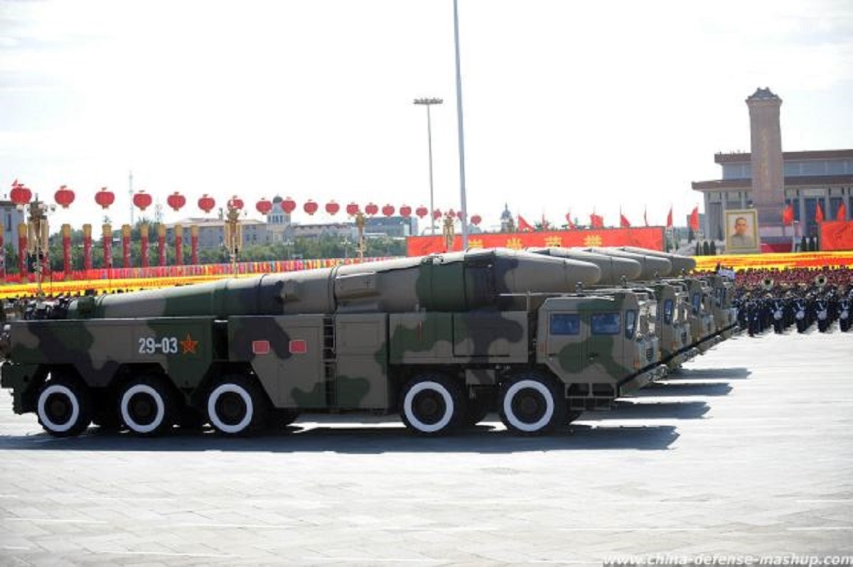 موشک بالستیک DF-۲۱C