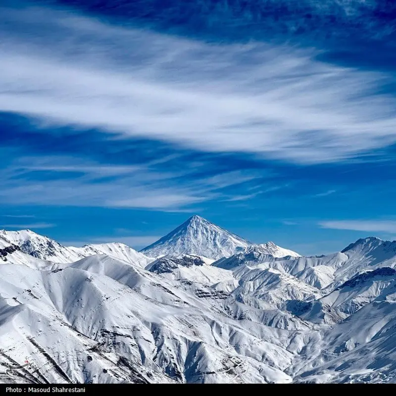 قله دماوند با مناظری چشم‌نواز