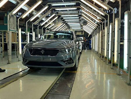 قیمت خودرو‌های ایران خودرو امروز یکشنبه ۱۲ بهمن ۱۴۰۴ + جدول