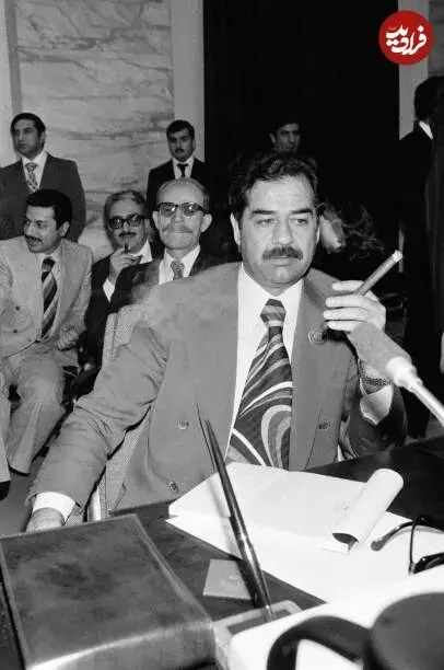 صدام حسین در یک اجلاس ضد مصری