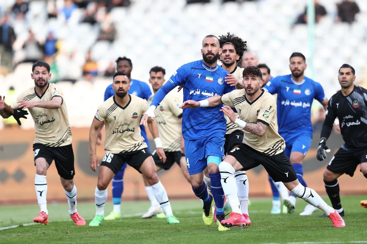 بازی استقلال و شمس آذر