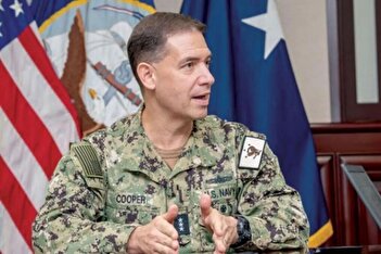 عکس/ فرود هواپیمای فرمانده سنتکام به مذاکرات ایران و آمریکا