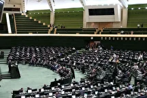 جلسه غیرعلنی درباره مذاکره؛ نامحرم کیست؟ / اصرار آقایان به تشدید بحران اعتماد با جلسات پشت در‌های بسته