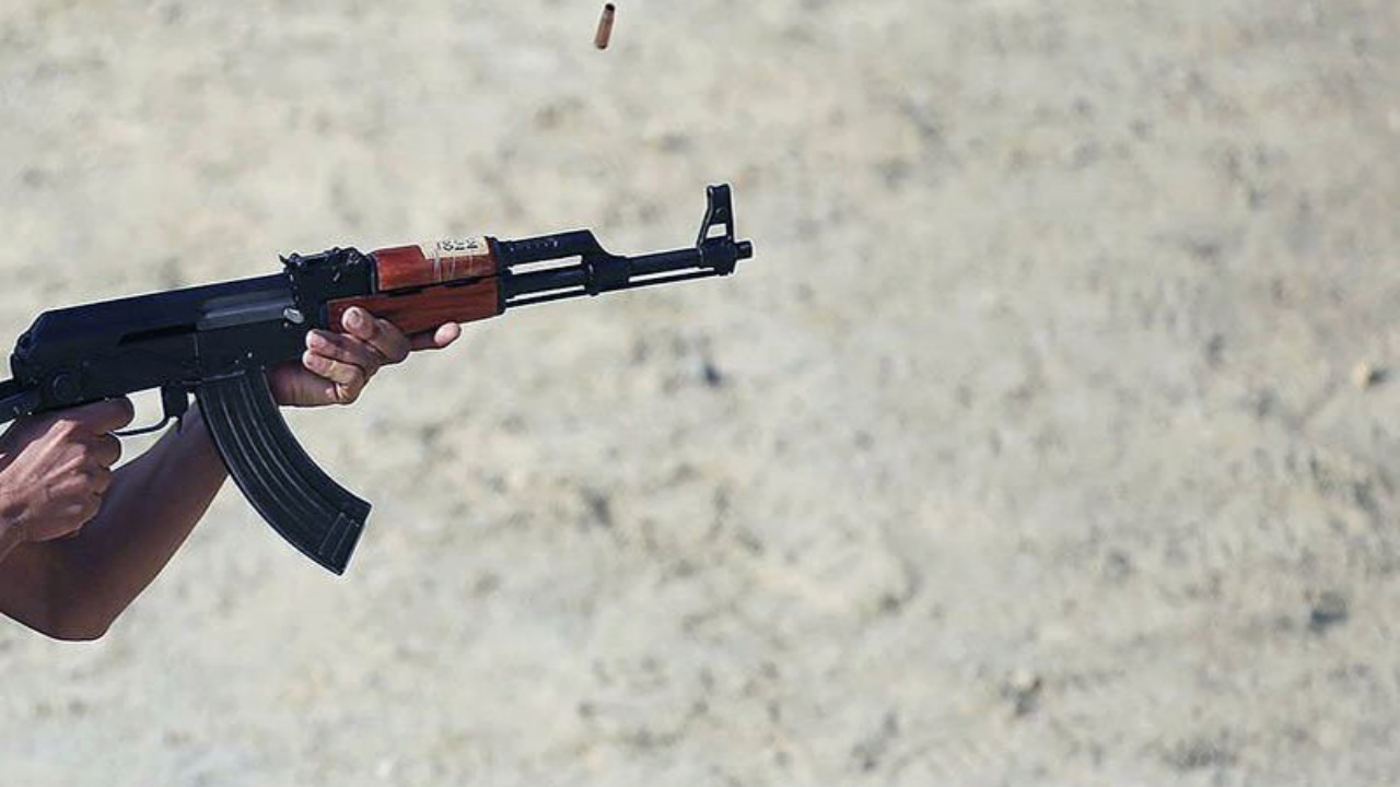 تیراندازی افراد مسلح به خودروی یکی از کارکنان پلیس