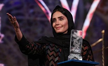 فیلم/ کنایه تند و تیز مجری جنجالی به الناز شاکردوست