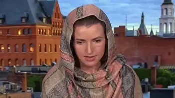 فیلم / خواننده آمریکایی قرآن خواند !