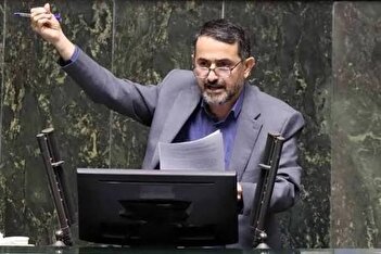 فیلم/ زارعی موشک خرمشهر را تهدیدی برای ناوهای لینکلن و فورد دانست