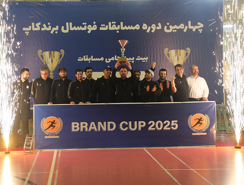 موسسه اعتباری ملل قهرمان شد موسسه اعتباری ملل قهرمان شد