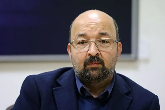 اولین عکس از جواد امام بعد از آزادی