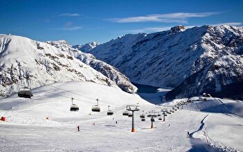 فیلم/ کولاک شدید برف در پیست اسکی توچال