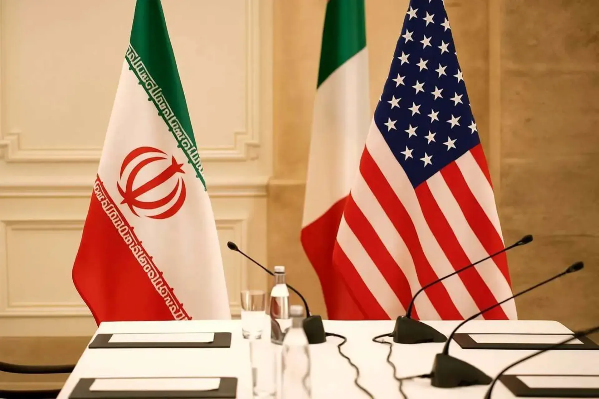 هدف مذاکرات ژنو/ رفع تحریم‌ها، کاهش تنش یا آغاز یک گفت‌وگوی واقعی؟