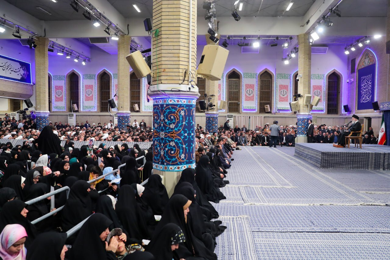 دیدار مردم آذربایجان‌شرقی با رهبر انقلاب