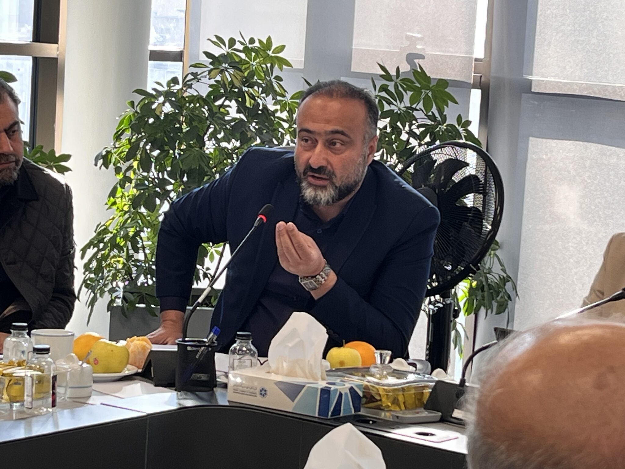 از شرکت‌های بدون مجوز عرضه، خودرو خرید نکنید/ عملیات رسانه ای شرکت های خالی‌فروش برای سوء استفاده در بازار خودرو