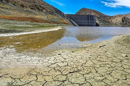 کاهش ۷ درصدی حجم آب موجود در مخازن سد‌های کشور /ششمین سال خشکسالی ذخایر کشور را بلعید!