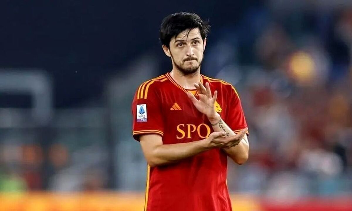 بازگشت سردار آزمون به میادین فوتبال