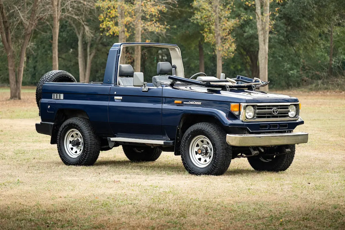 تویوتا لندکروزر سری ۷۰