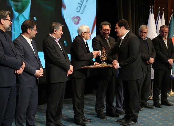 بانک ملت در جدیدترین رتبه بندی سازمان مدیریت صنعتی، جایگاه‌های نخست را به دست آورد