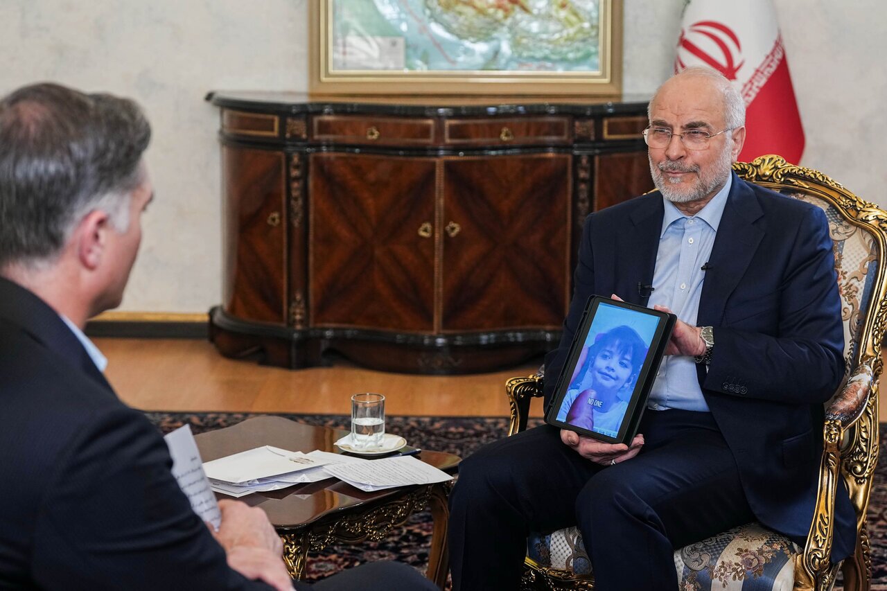 عکس تکان دهنده قالیباف در گفت‌و‌گو با شبکه CNN