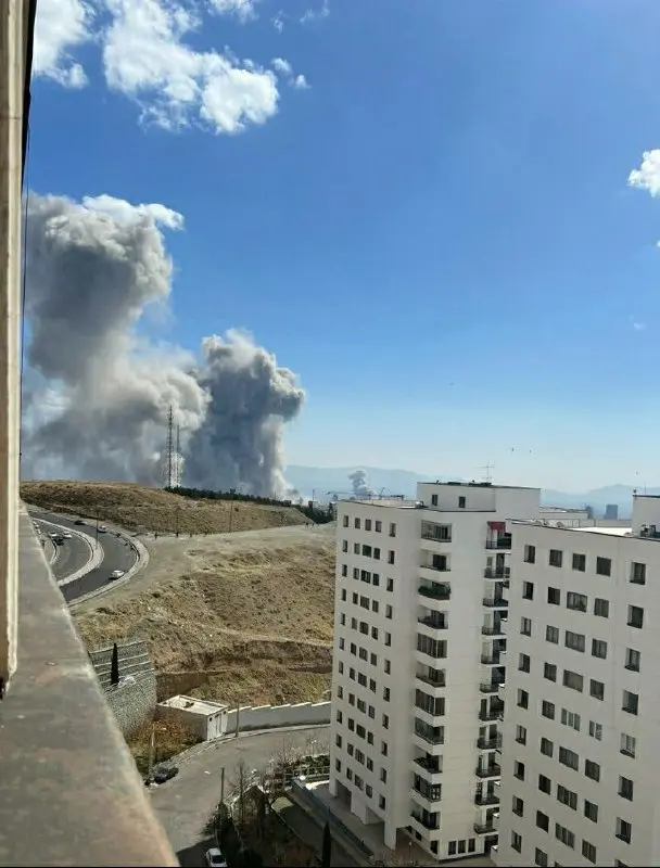 اخبار دومین روز جنگ ایران و آمریکا و اسرائیل/ شهادت رهبر انقلاب و جمعی از فرماندهان نیروهای مسلح/ قانون اساسی روند جانشینی را مشخص کرده