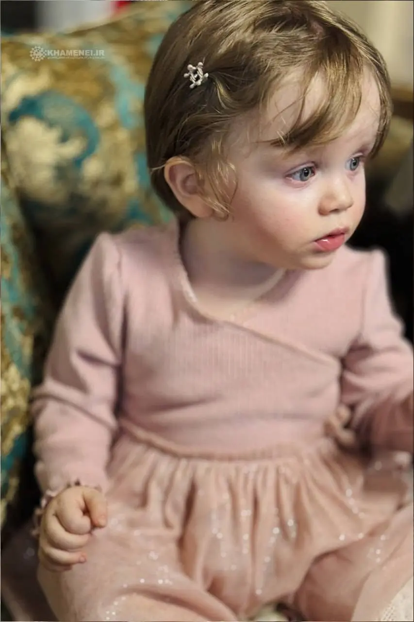 زهرا گلپایگانی نوه رهبر