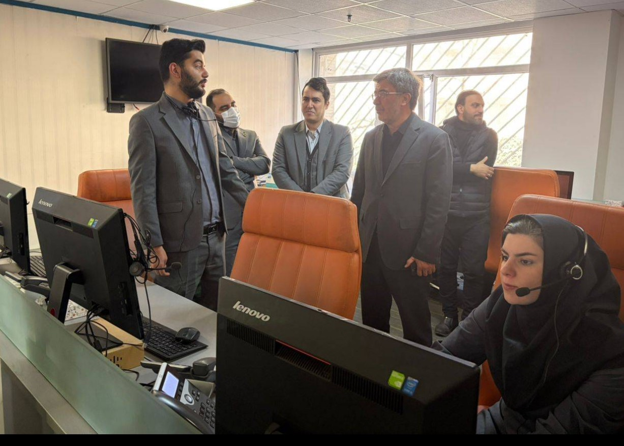 حضور میدانی مدیرعامل بیمه ایران در مرکز تماس