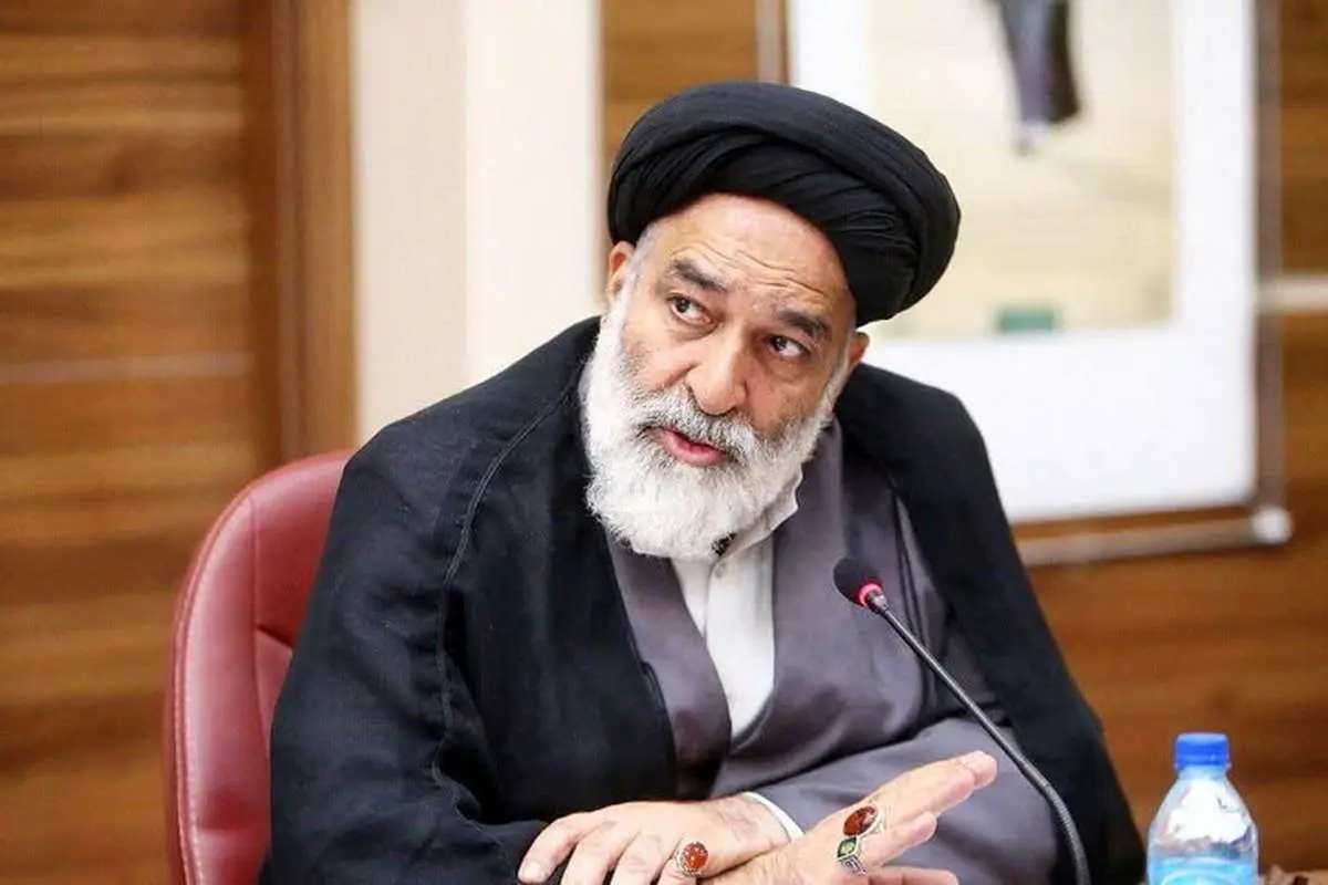 تجمعات شبانه مردمی در میادین تهران ادامه دارد