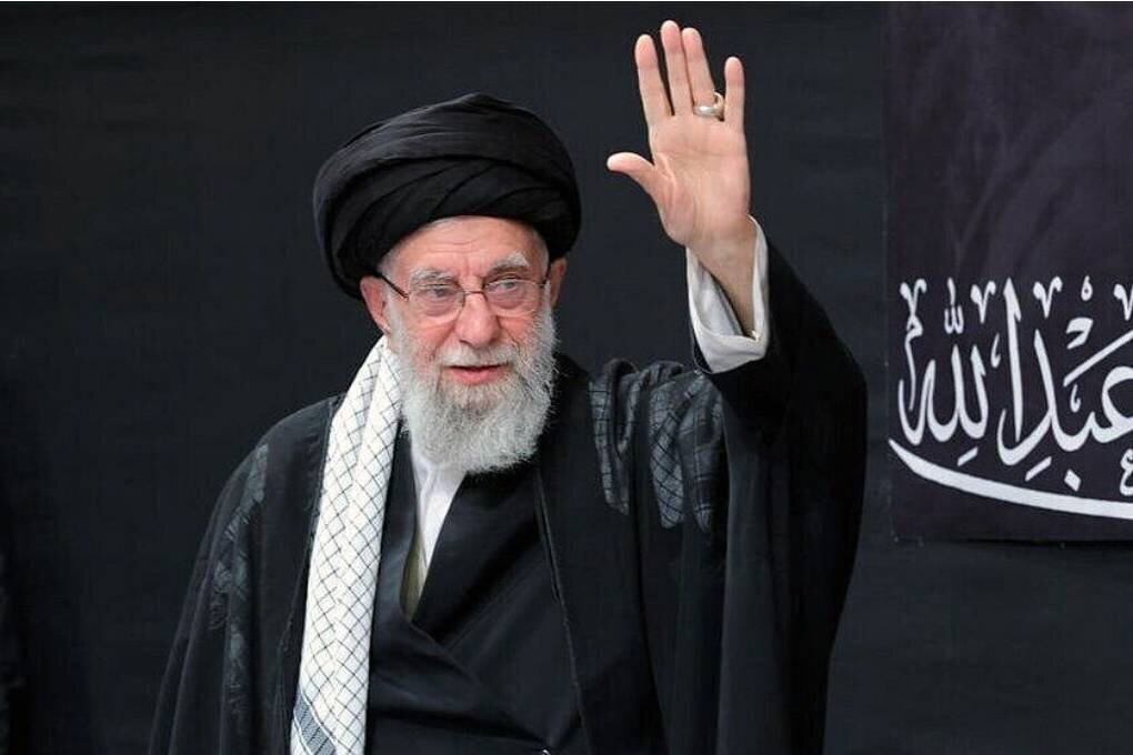 بیانیه و پیام تسلیت وزیر امور اقتصادی و دارایی در پی شهادت قائد امت و رهبر بزرگ ایران اسلامی حضرت آیت الله العظمی خامنه‌ای (قدس سره).