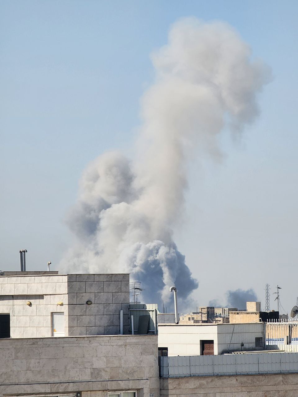 حمله هوایی اسرائیل و آمریکا