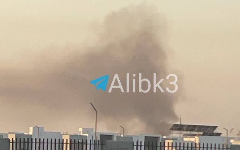 بلند شدن ستون دود از مقر نظامیان آمریکایی در بغداد