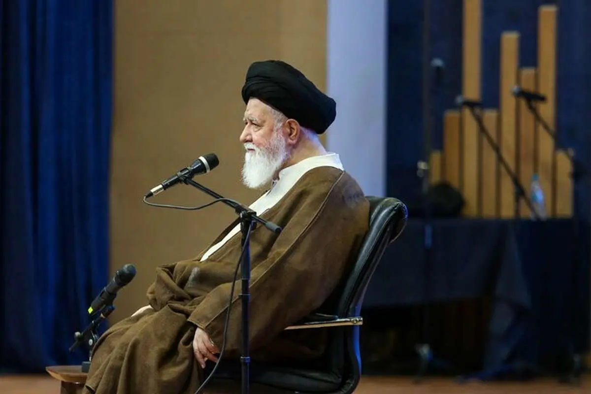 علم الهدی: انتخاب رهبر جدید وابسته به نظر و خواست کشور استعماری نیست