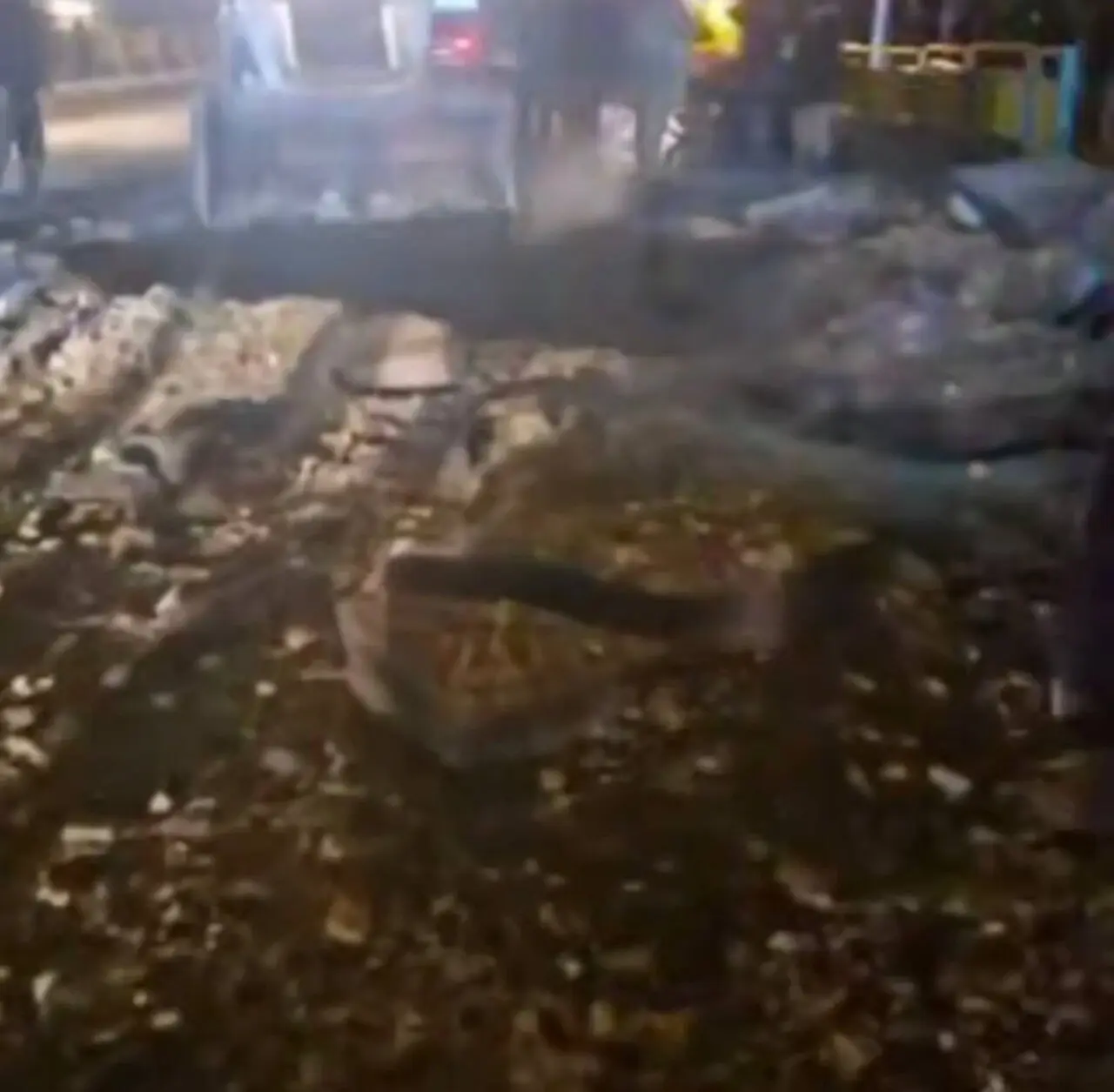 تصویری از گودال ایجاد شده در اتوبان سعیدی تهران