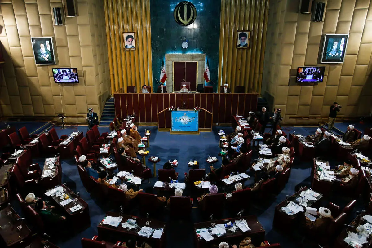 در شرایط جنگی چگونه می‌توان رهبر جدید انتخاب کرد؟