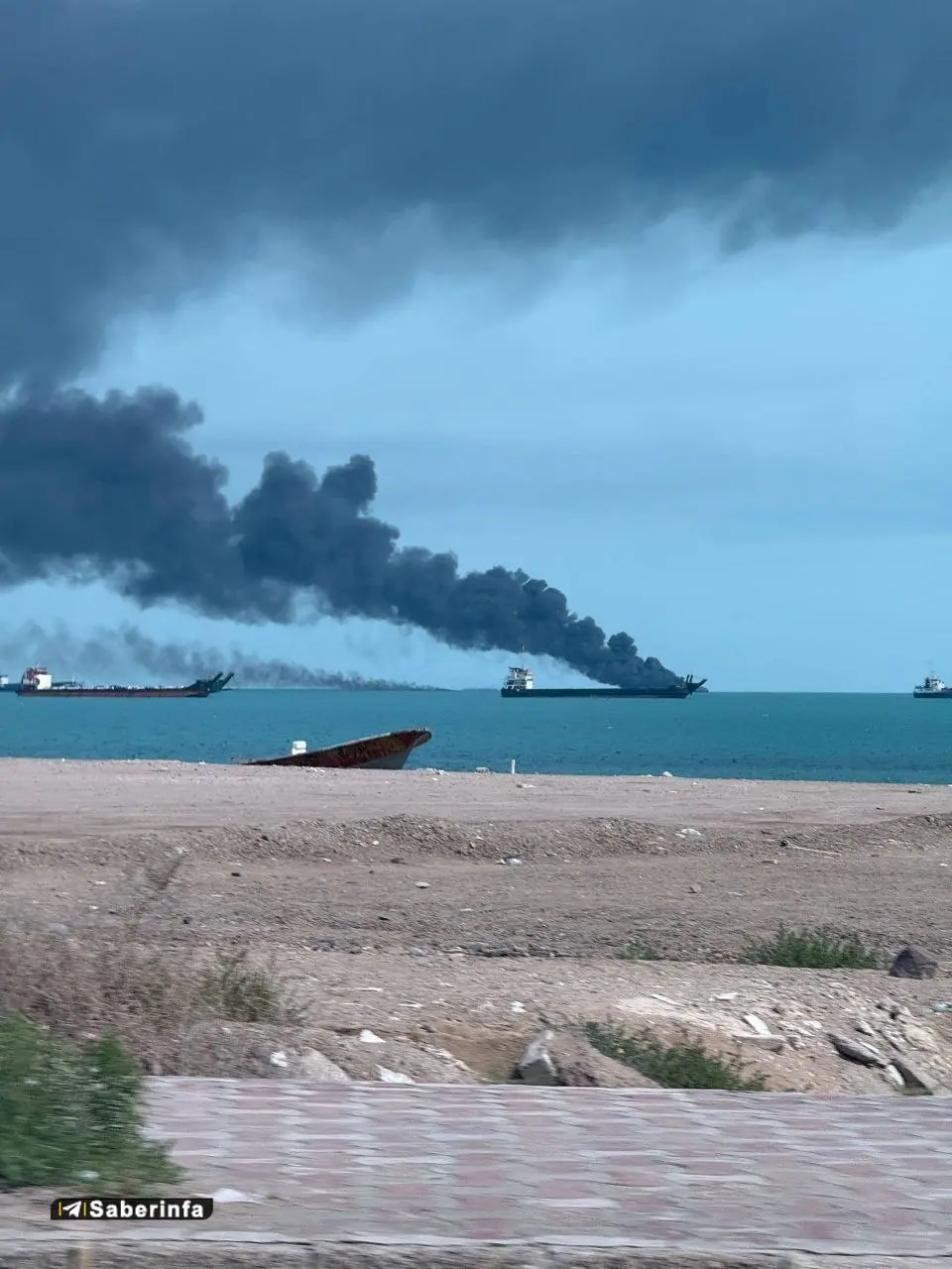 عکس/حمله آمریکا به سه شناور ایرانی در خلیج‌فارس