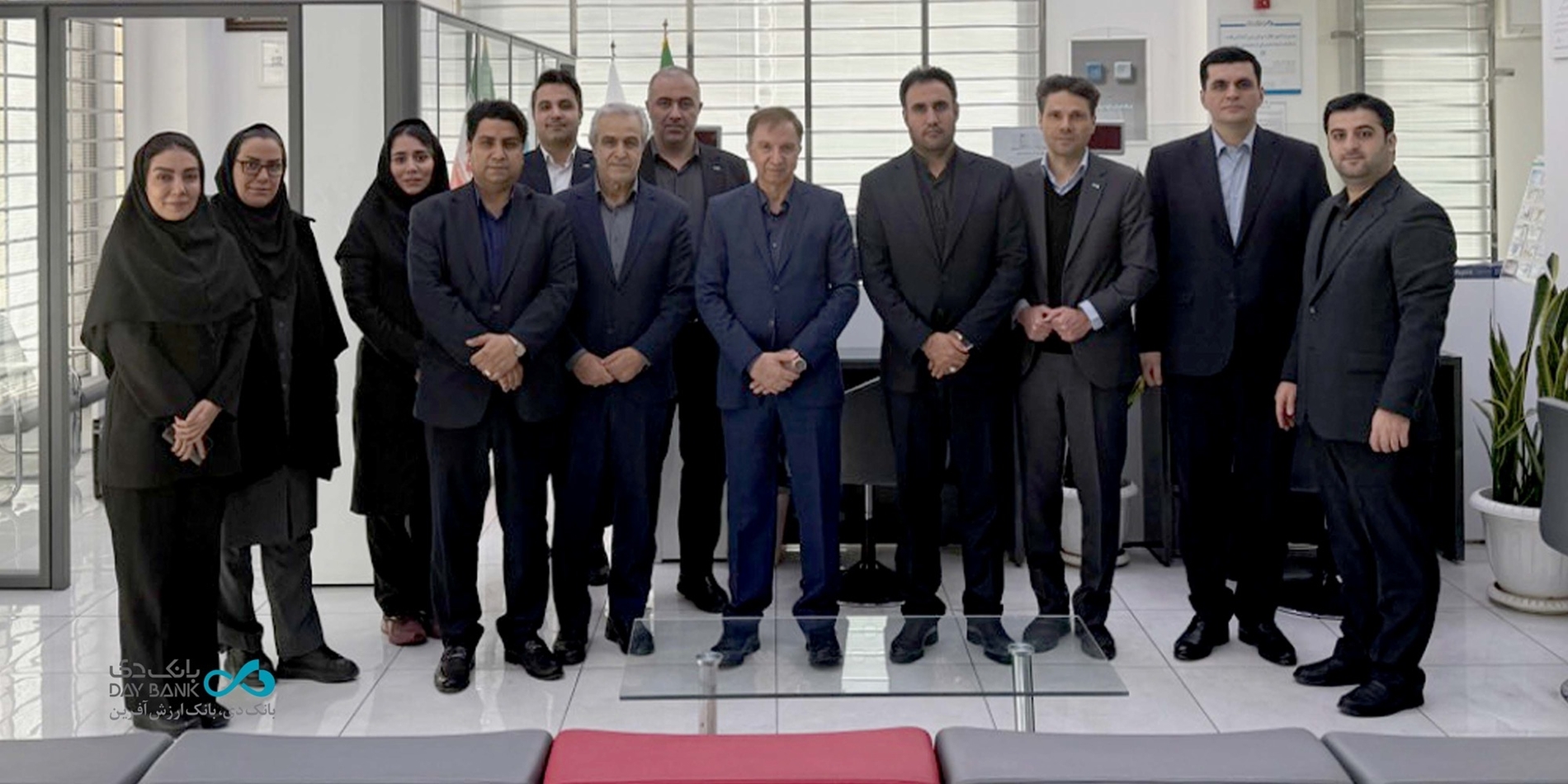 تأکید مدیرعامل بانک دی بر تداوم خدمت‌رسانی به مردم