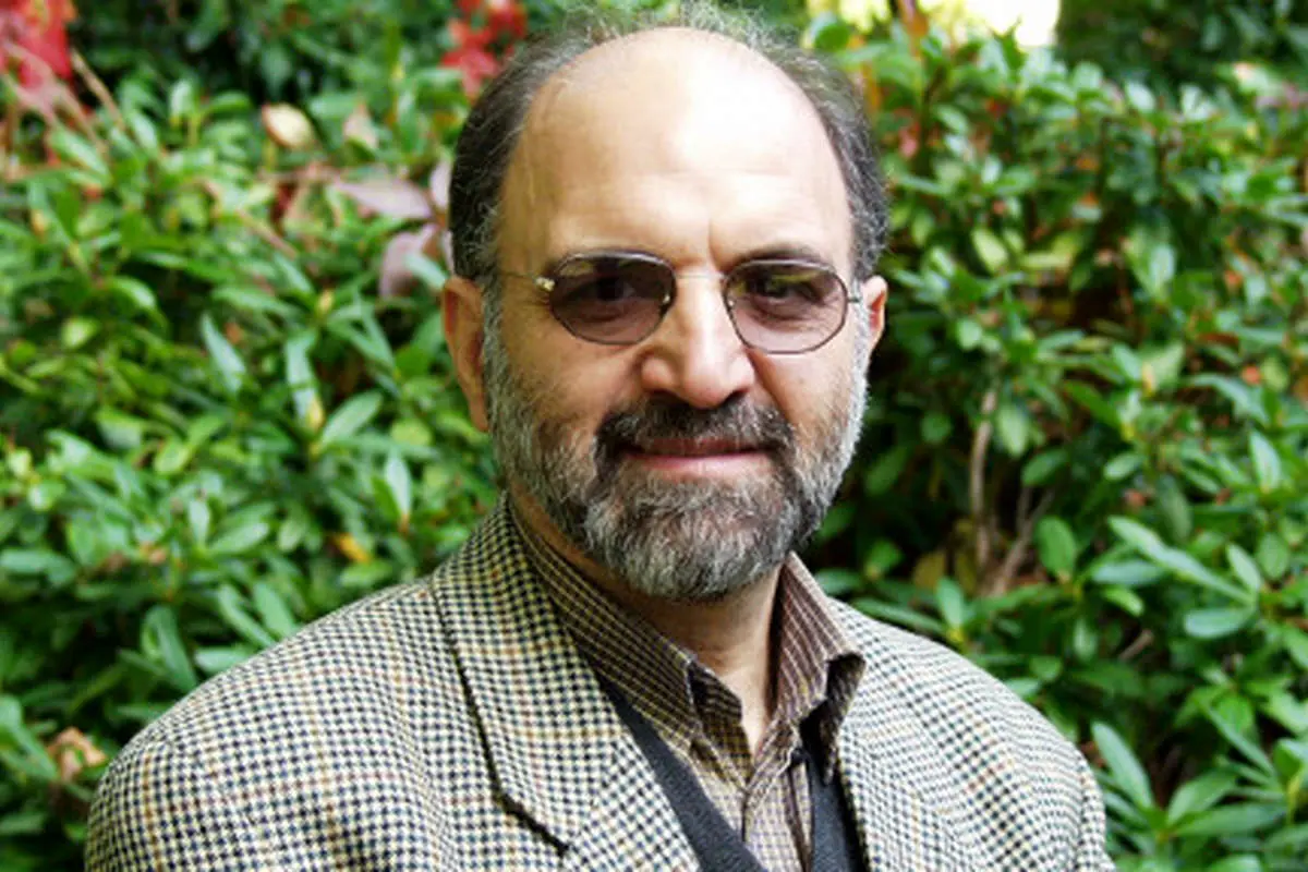 سروش: برای نجات ایران عقلای قوم به میدان بیایند