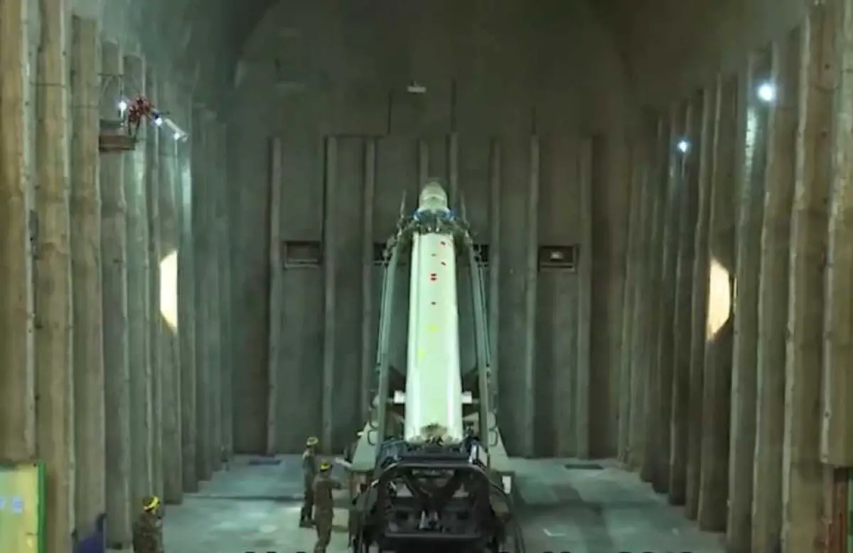 موشک قیام-1 ایران