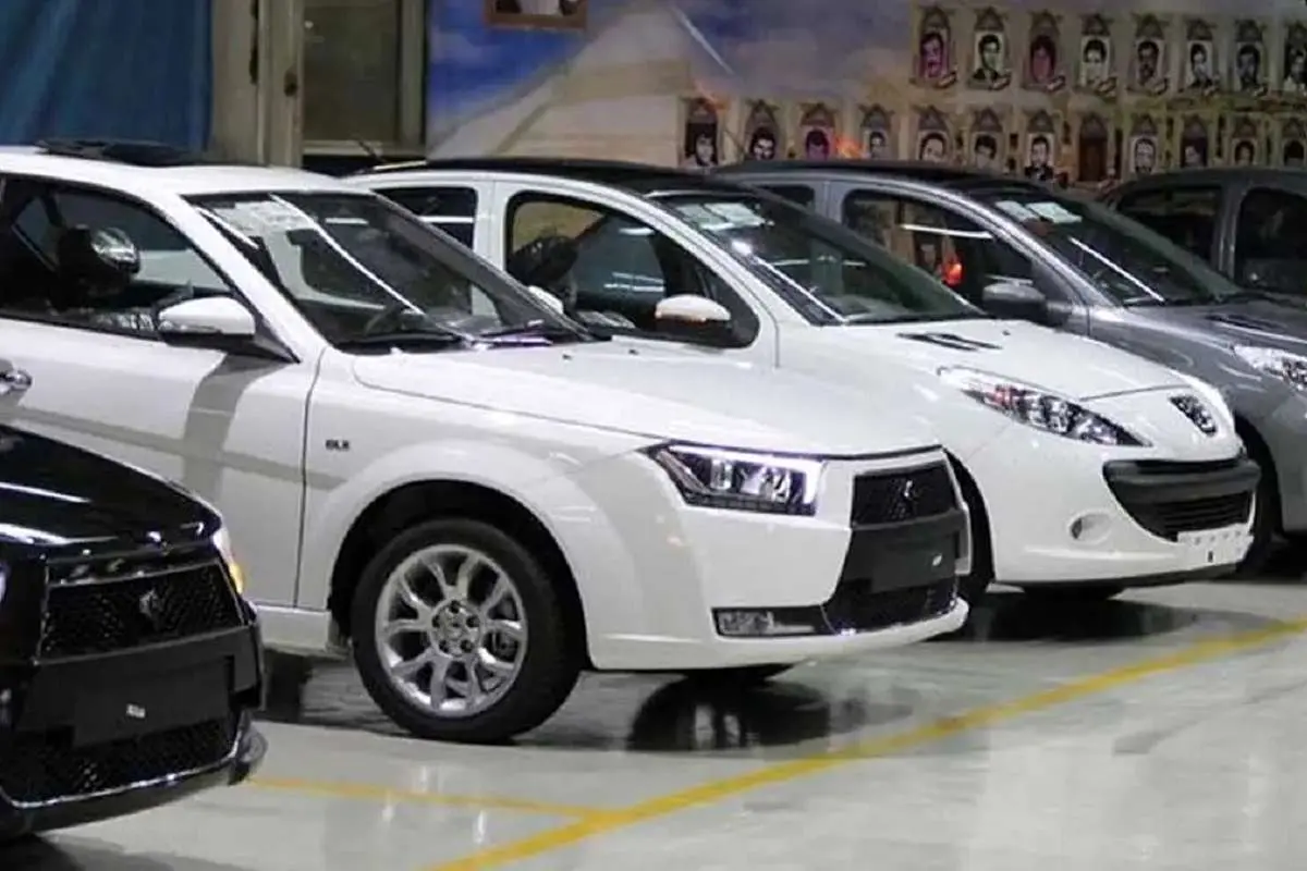 احتمال افزایش تعرفه واردات خودرو وجود دارد احتمال افزایش تعرفه واردات خودرو وجود دارد