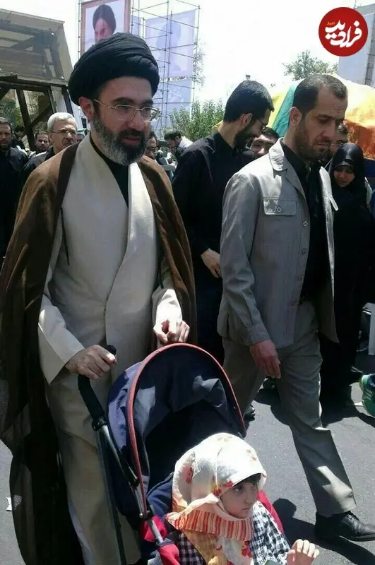 مجتبی خامنه‌ای و دخترش