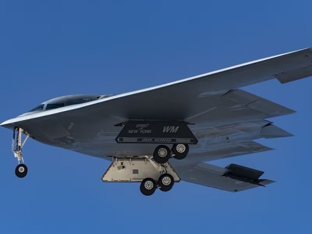 بمب‌افکن رادارگریز B-2 اسپیریت