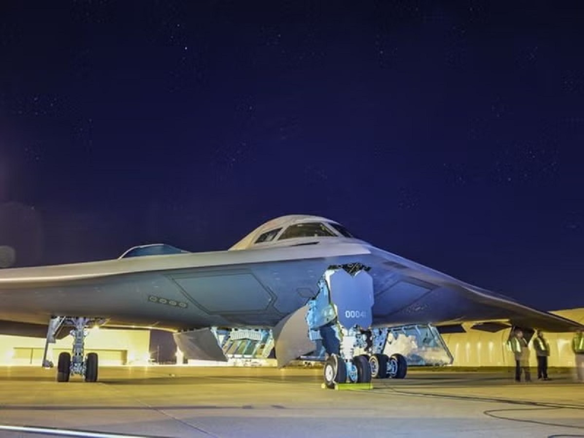 بمب‌افکن رادارگریز B-2 اسپیریت