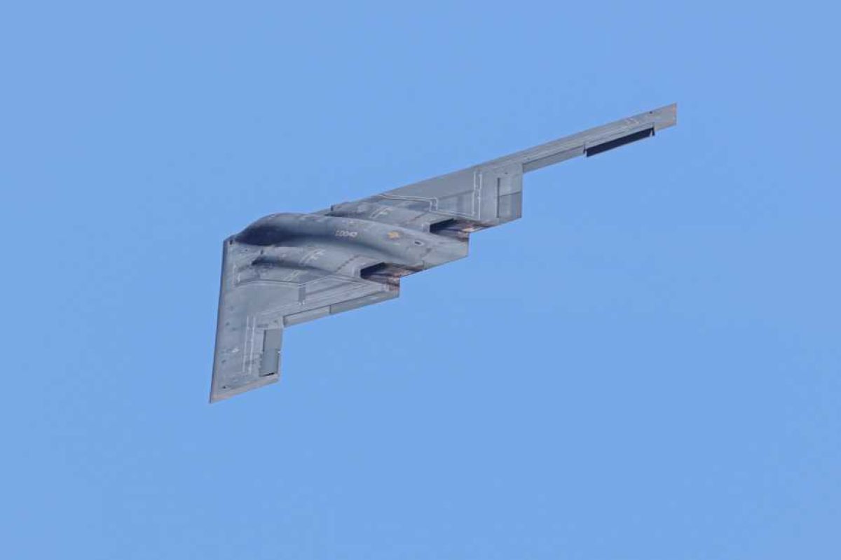بمب‌افکن رادارگریز B-2 اسپیریت