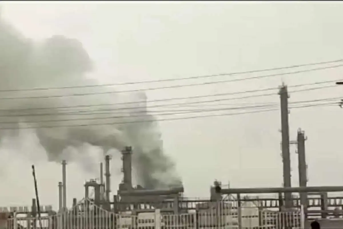 کشته شدن چهار تن از کارگران پالایشگاه شهر ری در پی حمله هوایی