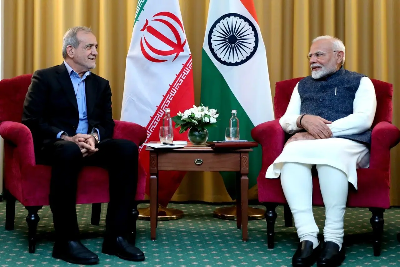 پزشکیان و نخست وزیر هند