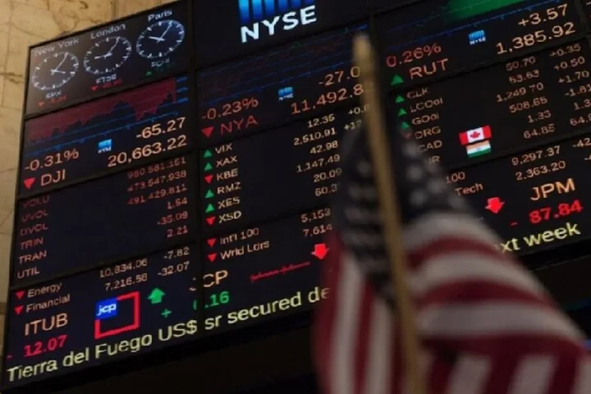 دود شدن ۲ هزار و ۲۰۰ میلیارد دلار ارزش شرکت‌های بزرگ بورس آمریکا