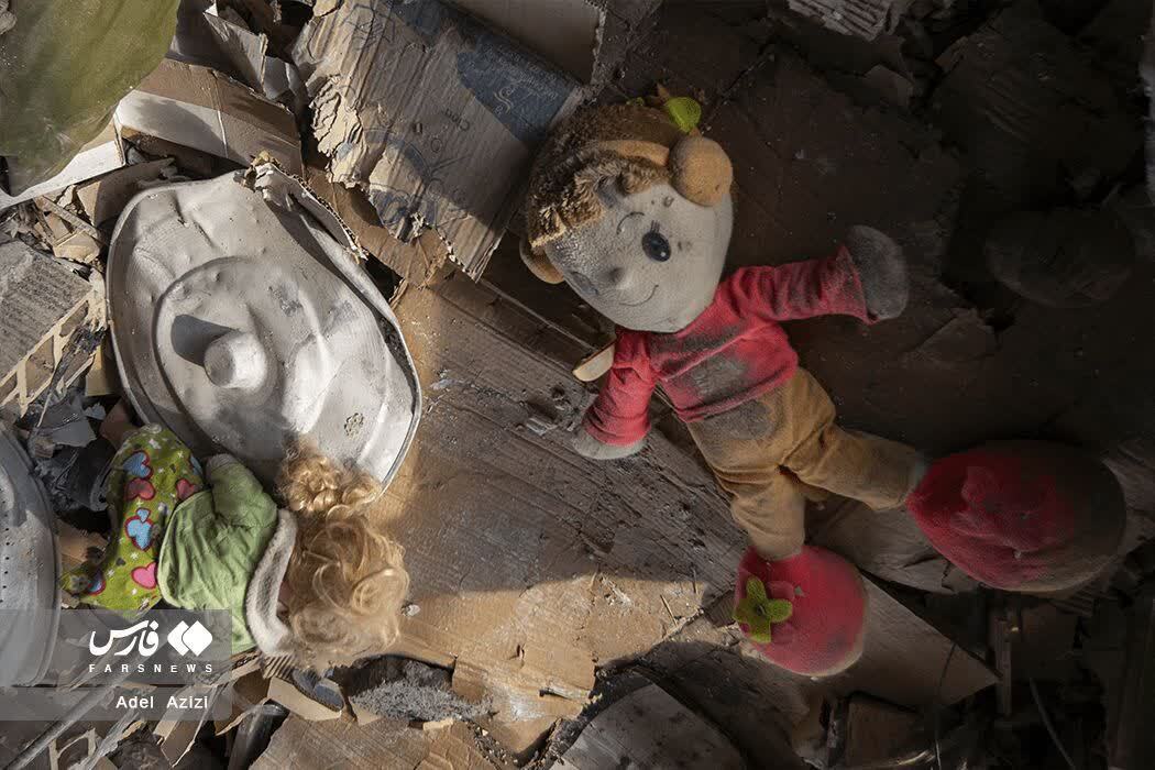 تخریب مجتمع مسکونی در اراک بر اثر حمله موشکی